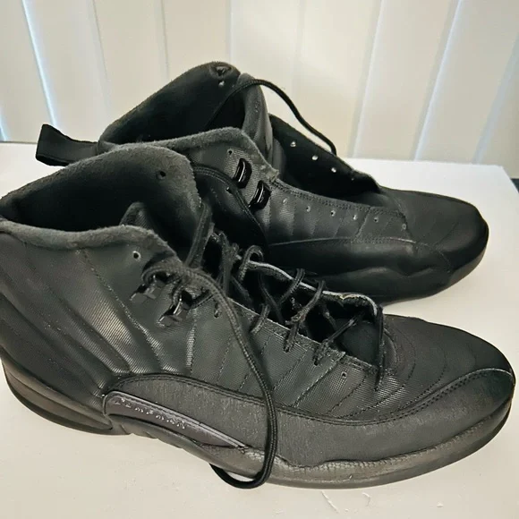 Air Jordan 12 Retro Winter "Winterized" Sneakers - Picture 2 of 6